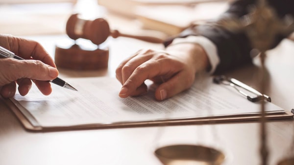 Understanding Specific Performance in Your Florida Real Estate Contract - Real Estate Law and the Land - Rabideau Klein Understanding Specific Performance in Your Florida Real Estate Contract - Real Estate Law and the Land - Rabideau Klein